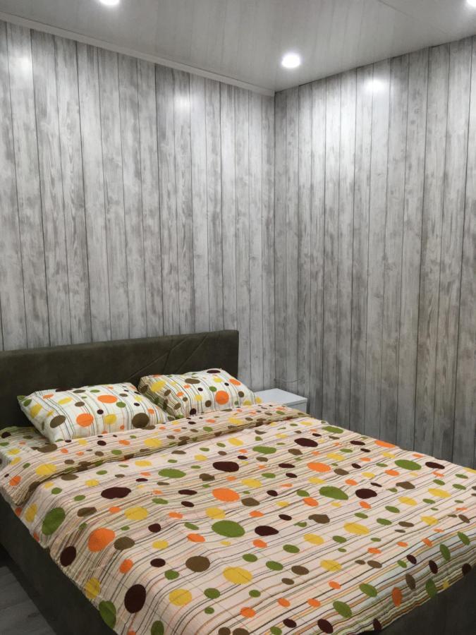 فندق Splav Guest Hause Gusar بلغراد المظهر الخارجي الصورة